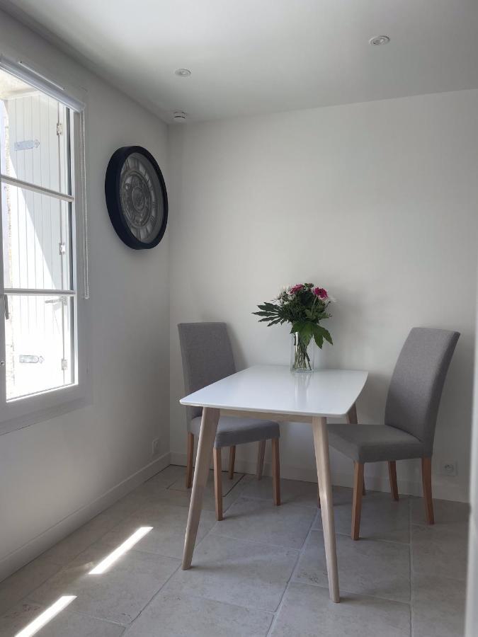 Apartament Le Petit Navire La Flotte Zewnętrze zdjęcie