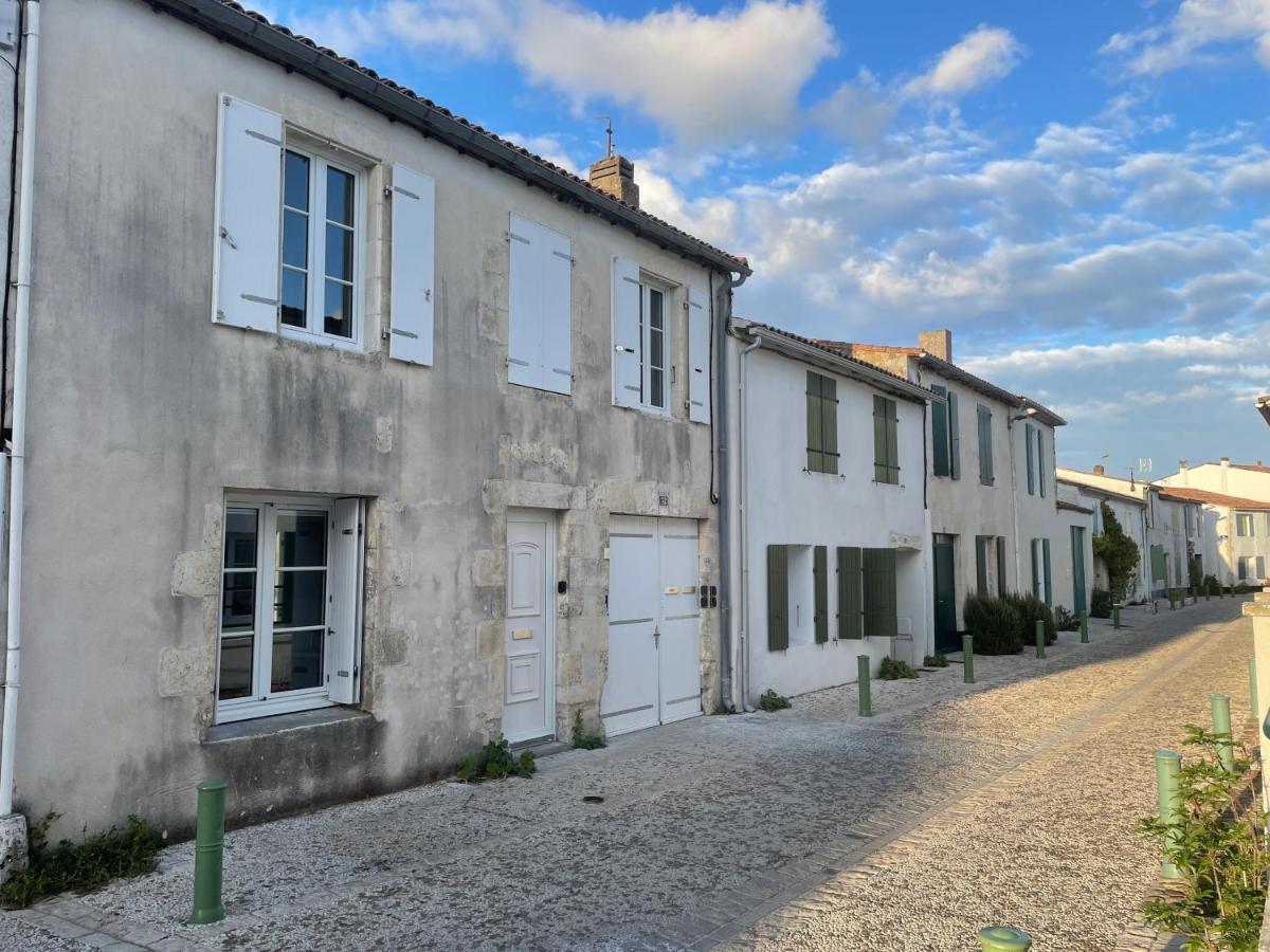 Apartament Le Petit Navire La Flotte Zewnętrze zdjęcie